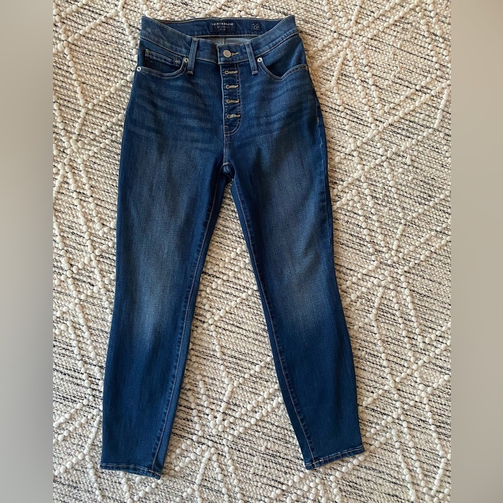 Lucky Brand size 4 button fly ankle skinny